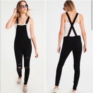 American eagle Black overall’s